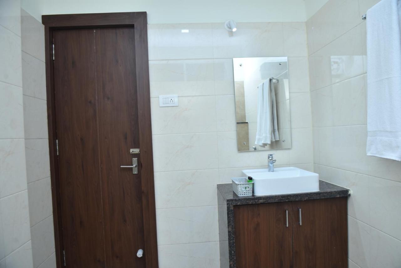 M R Residency Dharwad. Apartment Exterior photo