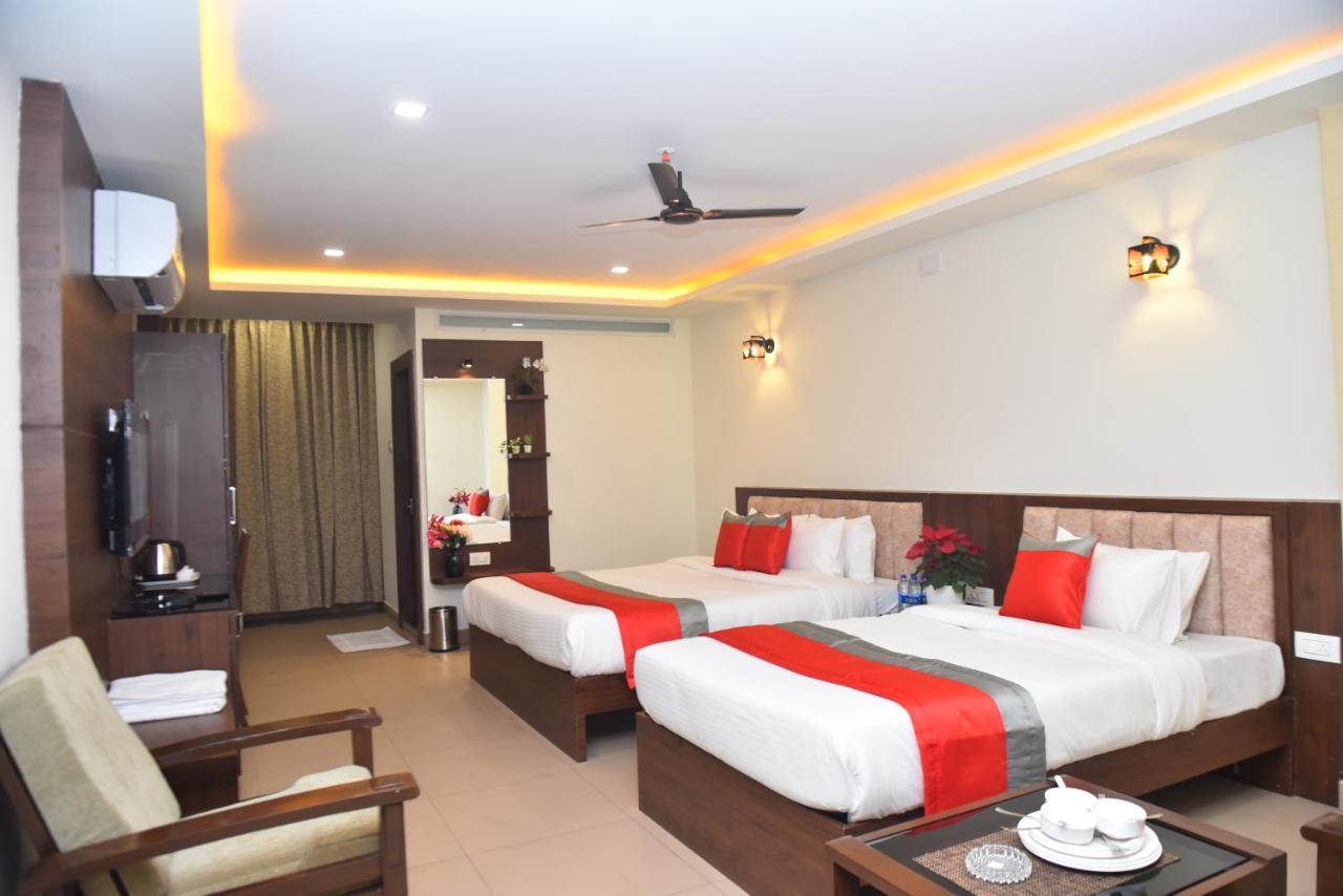 M R Residency Dharwad. Apartment Exterior photo