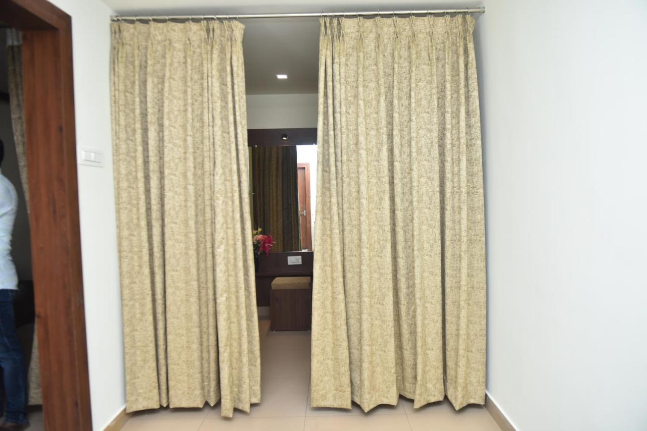 M R Residency Dharwad. Apartment Exterior photo