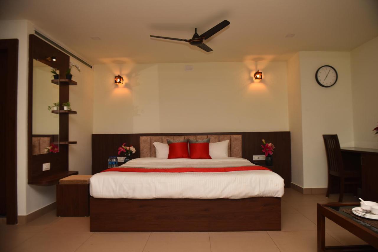 M R Residency Dharwad. Apartment Exterior photo