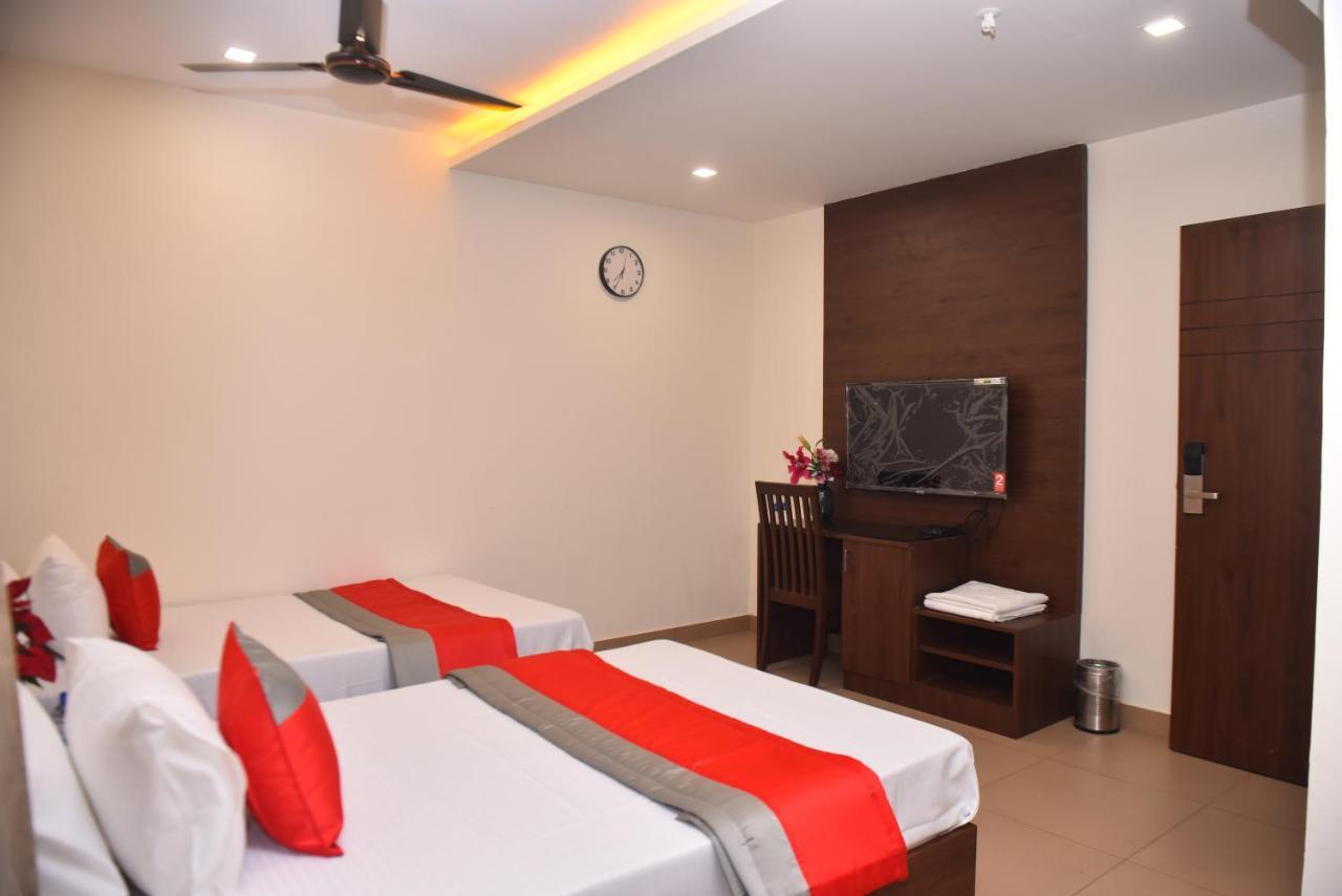 M R Residency Dharwad. Apartment Exterior photo